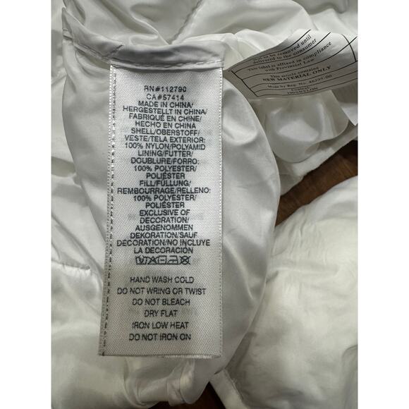 True Religion White Lightweight Puffer Jacket Women’s Medium Logo Zip Coat - Picture 5 of 6